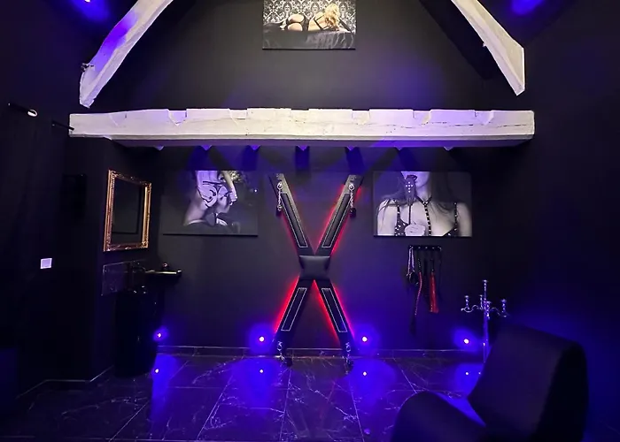 Love hôtel Loveroom De Luxe - Thème 50 Nuances De Grey Maison Privative Insolite *